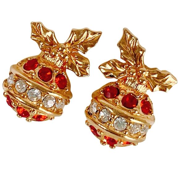 VTG Signed Avon Christmas Earrings Gold Tone Red Rhinestone Clip On Collectible - Picture 1 of 9